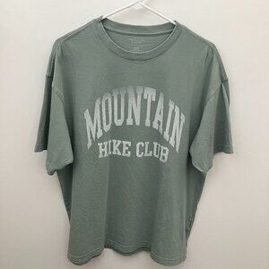 ⛰️ AMERICAN EAGLE Men's "Mountain Hike Club" Sage Green Boxy Fit T-SHIRT ⛰️